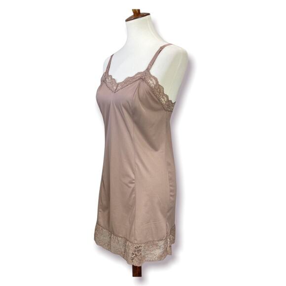 Vintage Maidenform Nylon Full Slip Size 32 - Picture 3 of 10